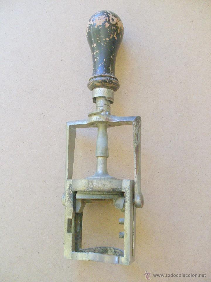 Escriban&iacute;a: TAMPON ANTIGUO DE OFICINA - Foto 1