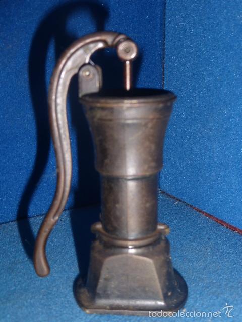 Escriban&iacute;a: SACAPUNTAS CON FORMA DE BOMBA DE AGUA. - Foto 3