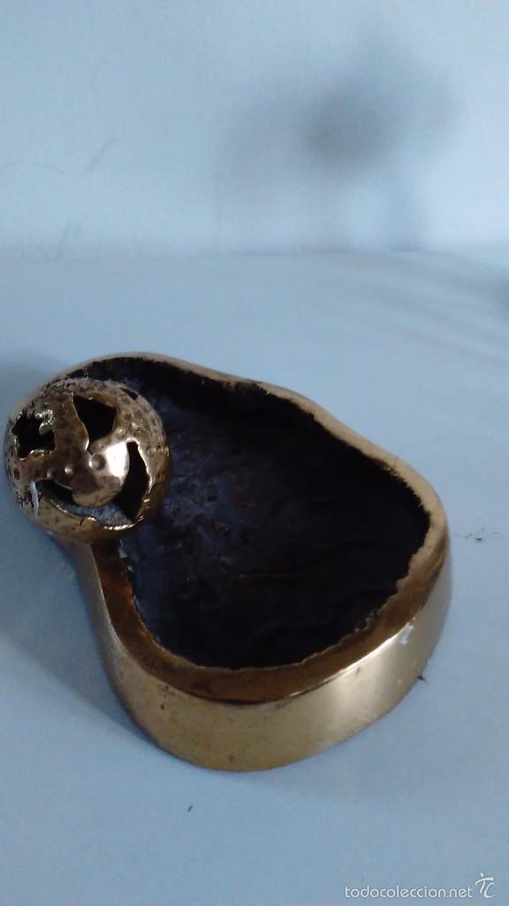 Escriban&iacute;a: Escultura en bronce evocando el golf - Foto 1