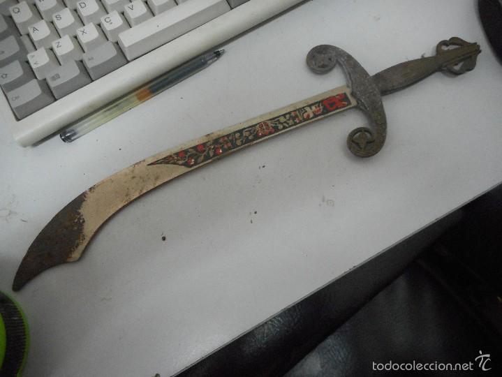 Escriban&iacute;a: ESTAMOS LIQUIDANDO. antiguo abrecartas mango creo bronce - Foto 3