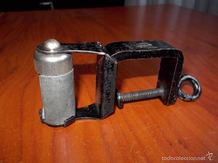 Escriban&iacute;a: Sacapuntas para sujetar en mesa - Foto 1