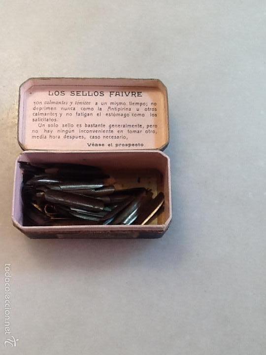 Escriban&iacute;a: CAJA DE CARTON CON LOTE DE PLUMILLAS - Foto 2