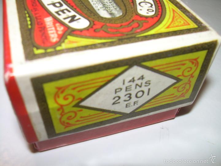 Escriban&iacute;a: CAJA CON PLUMILLAS. - Foto 2