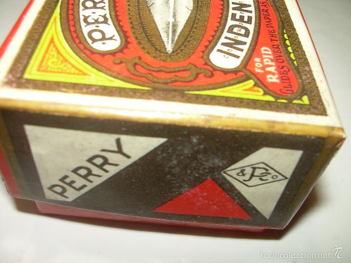 Escriban&iacute;a: CAJA CON PLUMILLAS. - Foto 3