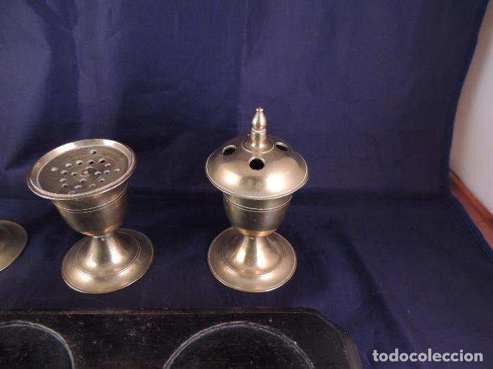 Escriban&iacute;a: ESCRIBANIA DE MADERA EBANIZADA CON VASOS DE BRONCE S. XIX - Foto 5