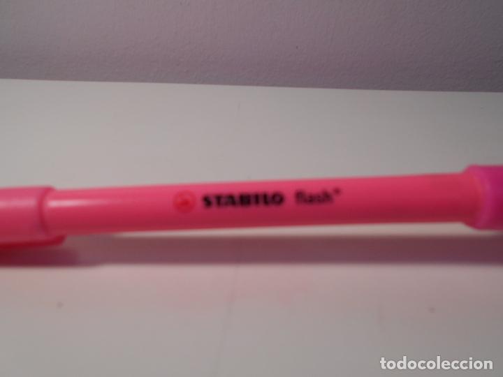 Escriban&iacute;a: Marca stabilo. Rotulador color rosa en forma de flecha - Foto 2