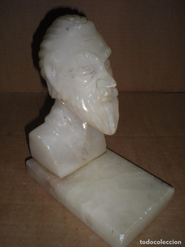 Escriban&iacute;a: busto en piedra seguramente para sujeta libros - Foto 2