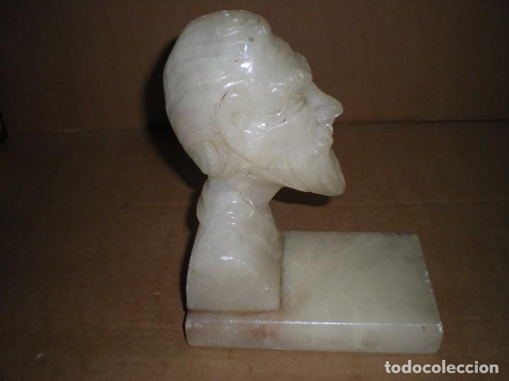 Escriban&iacute;a: busto en piedra seguramente para sujeta libros - Foto 3