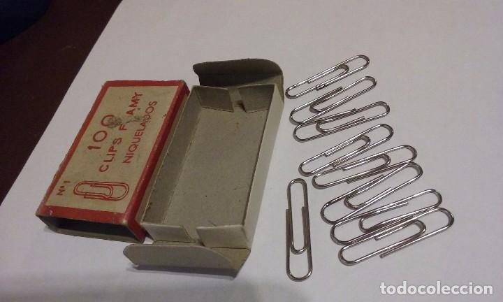 Escriban&iacute;a: Caja antigua clips labiados - Foto 1