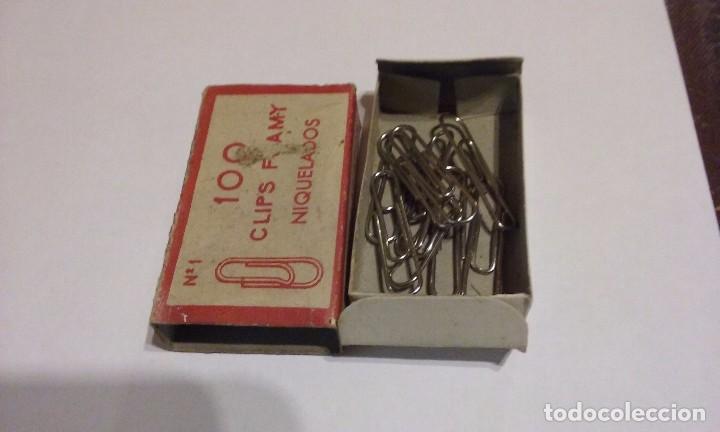 Escriban&iacute;a: Caja antigua clips labiados - Foto 2