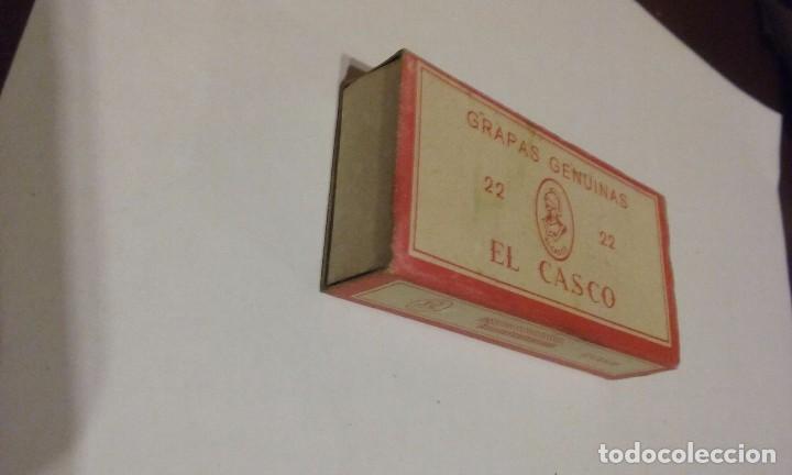 Escriban&iacute;a: Antigua caja de grapas - Foto 2