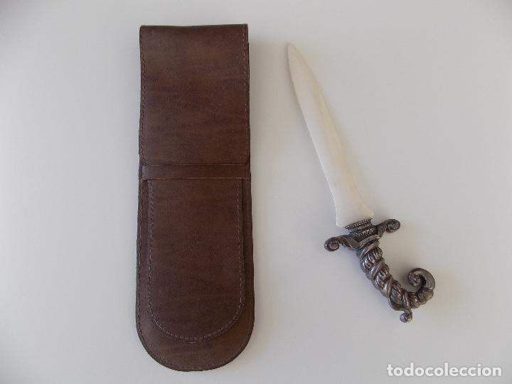 Escriban&iacute;a: ABRECARTAS CON FUNDA INCLUIDA. Nuevo, a estrenar! - Foto 1
