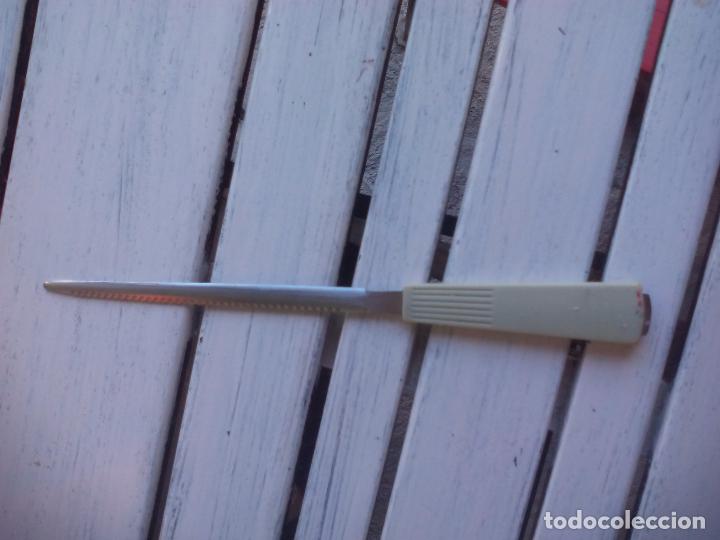Escriban&iacute;a: Abrecartas made in England. 23 cm. - Foto 3