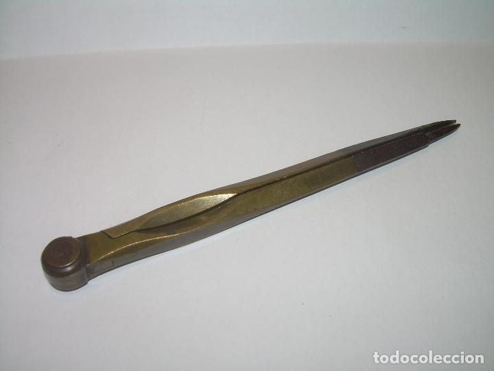 Escriban&iacute;a: ANTIGUO COMPAS DE BRONCE Y ACERO. - Foto 3