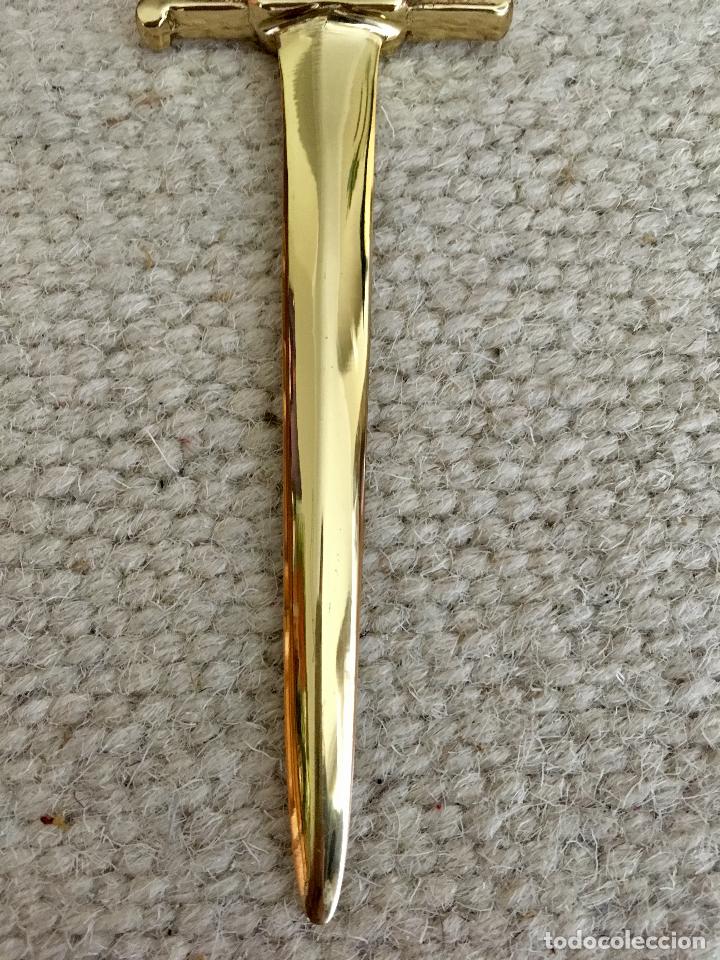 Escriban&iacute;a: ABRE CARTAS DORADO CON FORMA DE SERPIENTE - Foto 1