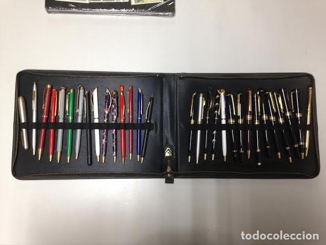 Escriban&iacute;a: EXPOSITOR CON 30 BOLIGRAFOS - Foto 1