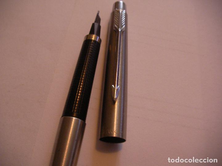 Escriban&iacute;a: ANTIGUA PLUMA PARKER - Foto 2