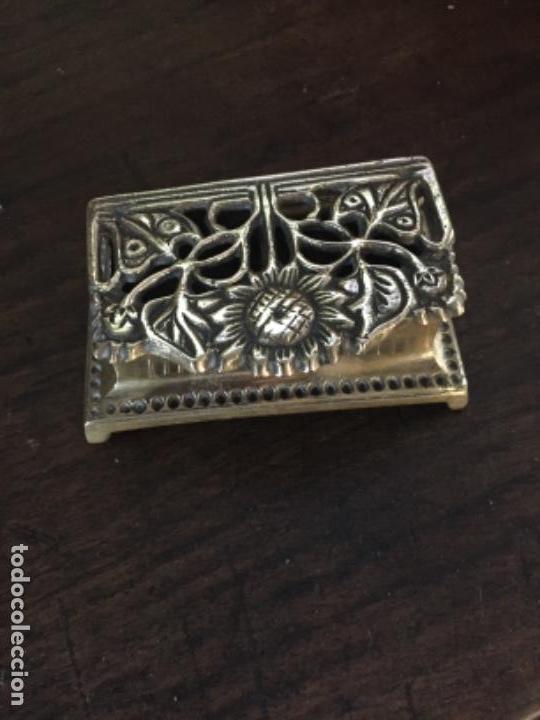 Escriban&iacute;a: Caja porta sellos de bronce - Foto 2