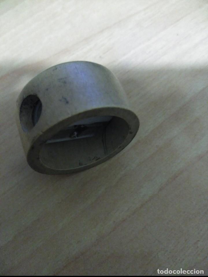 Escriban&iacute;a: sacapuntas  less cubierta de madera - Foto 1
