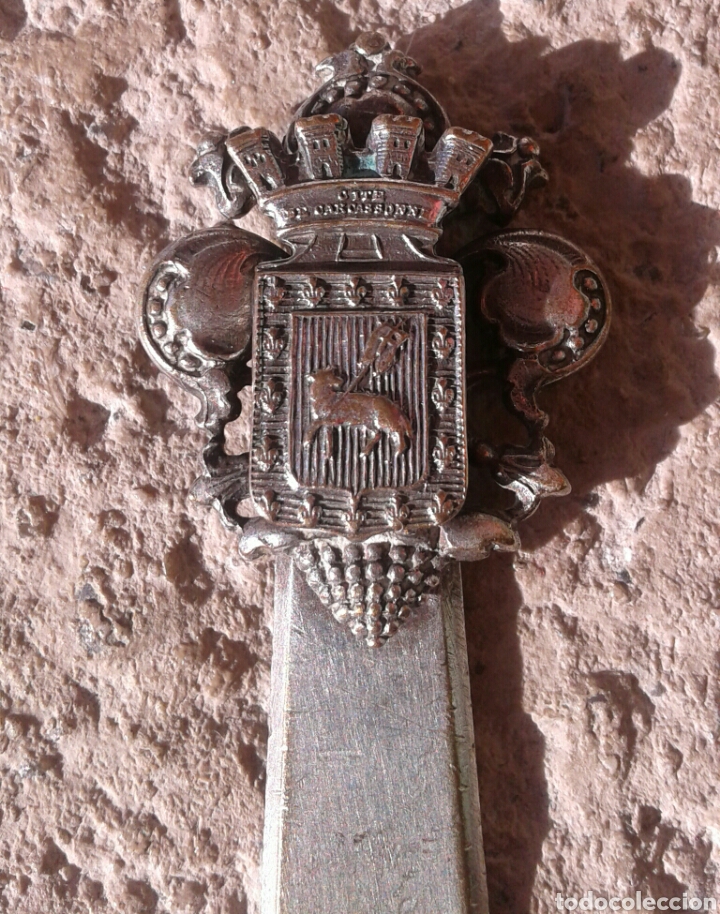 Escriban&iacute;a: Peque&ntilde;o abrecartas Cite de Carcassone - Foto 1