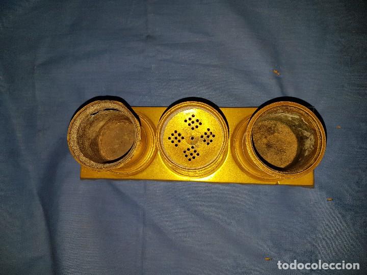 Escriban&iacute;a: Antiguo tintero bronce de escritorio - Foto 2