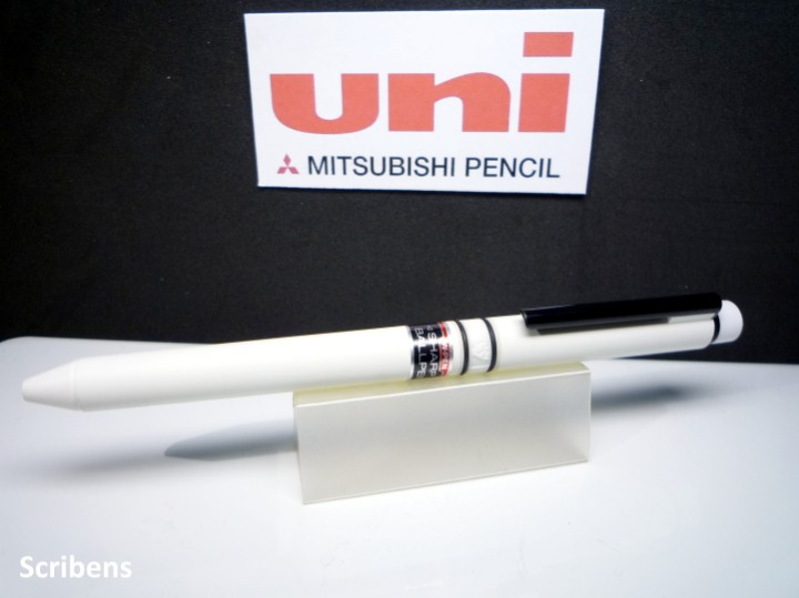 Escriban&iacute;a: MITSUBISHI PENCIL (UNI), MULTIFUNCION SERIE W-PEN MODELO WBS-500 COLOR BLANCO. 1990S