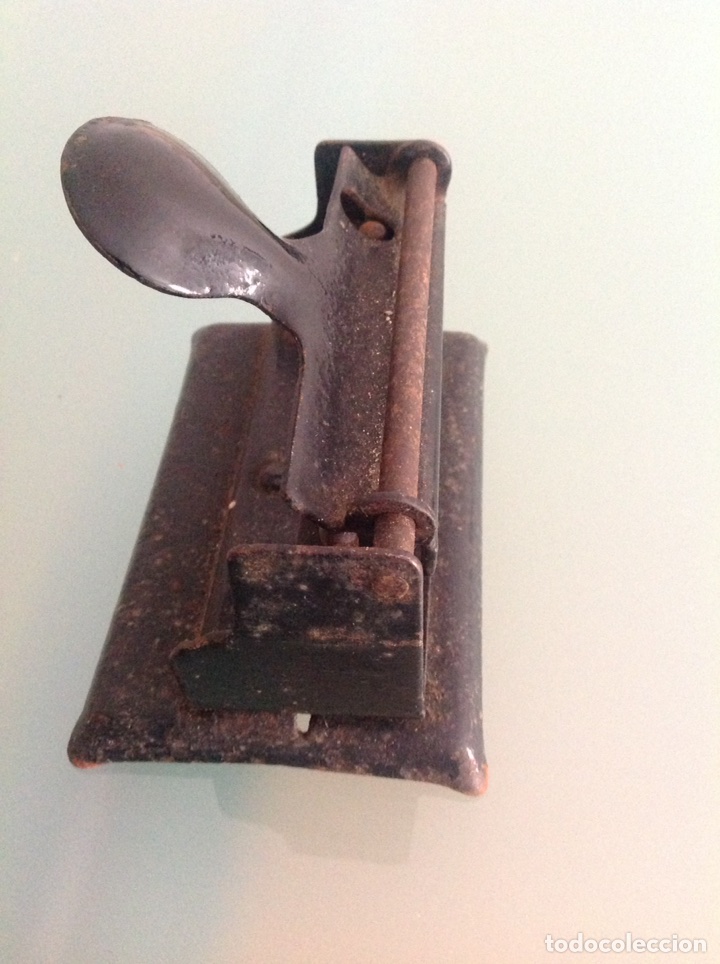 Escriban&iacute;a: Antiguo taladro papel - Foto 4