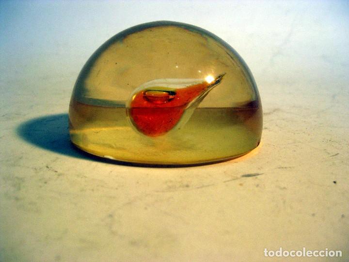Escriban&iacute;a: PISAPAPELES DE CRISTAL VINTAGE - Foto 1