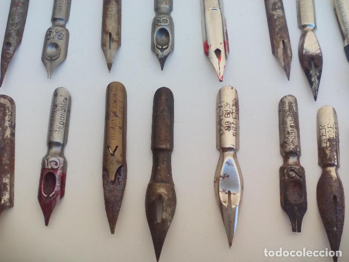 Escriban&iacute;a: LOTE DE 25 PLUMILLAS ANTIGUAS. - Foto 3