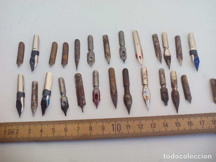 Escriban&iacute;a: LOTE DE 25 PLUMILLAS ANTIGUAS. - Foto 8