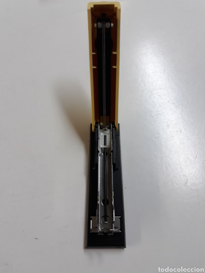 antiguo conjunto grapadora y perforadora sobrem - Buy Old Pens and other  Writing Items at todocoleccion - 117433186