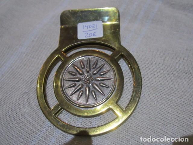 Escriban&iacute;a: Pinza pillapapeles de metal. 10 x 8 cms. - Foto 1