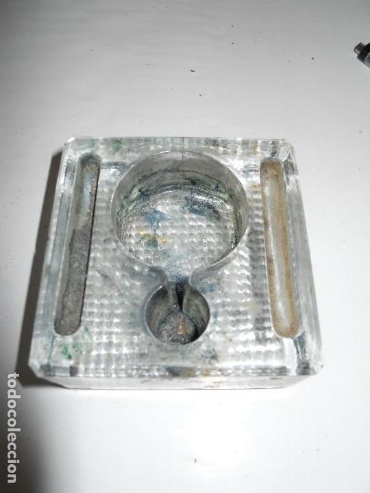 Escriban&iacute;a: antiguo tintero cristal - Foto 1