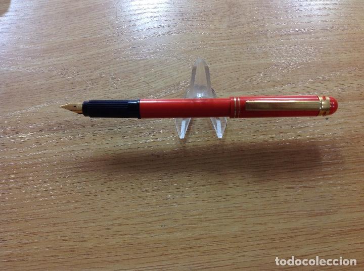 Escriban&iacute;a: PRECIOSO PLUMAS A&Ntilde;O 70 - Foto 1