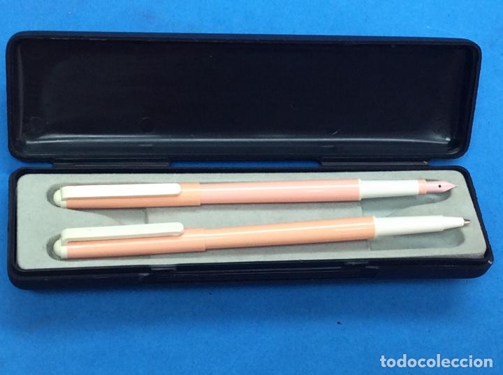 Escriban&iacute;a: Juego de Pluma y Bol&iacute;grafo EN ESTUCHE - Foto 3