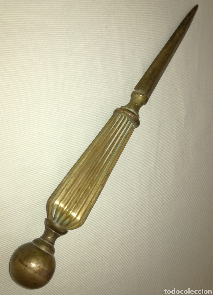 Escriban&iacute;a: Antiguo Abrecartas Bronce. - Foto 1