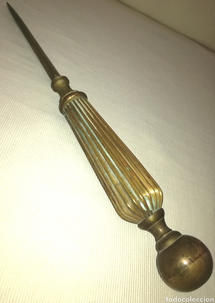 Escriban&iacute;a: Antiguo Abrecartas Bronce. - Foto 2