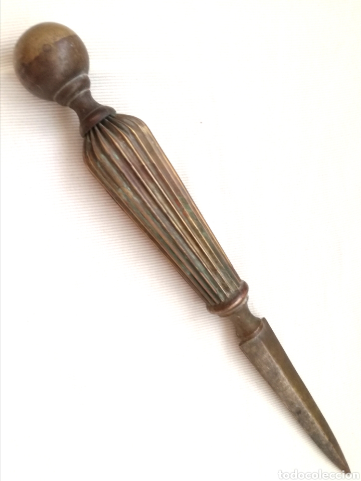Escriban&iacute;a: Antiguo Abrecartas Bronce. - Foto 4
