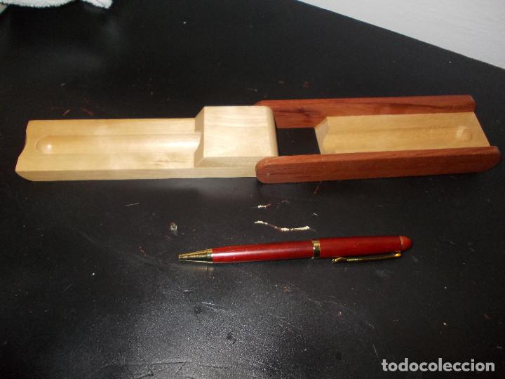 Escriban&iacute;a: boligrafo en cajita de madera - Foto 1