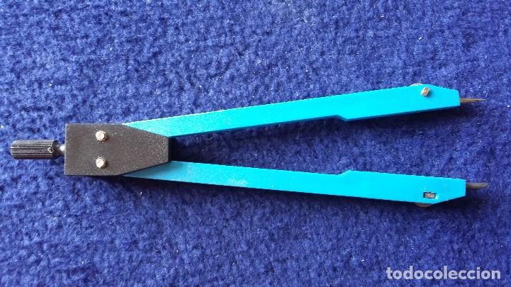 Escriban&iacute;a: Comp&aacute;s azul a&ntilde;os 80 - Foto 2