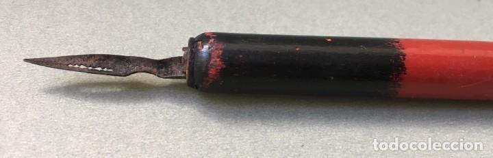 Escriban&iacute;a: ANTIGUA PLUMA DE MADERA, CON PLUMILLA. - Foto 3