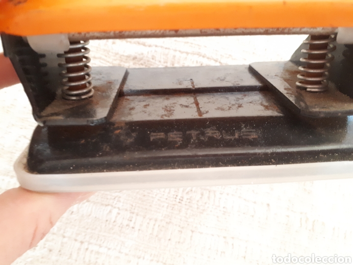 Escriban&iacute;a: Perforadora papel Petrus naranja - Foto 4