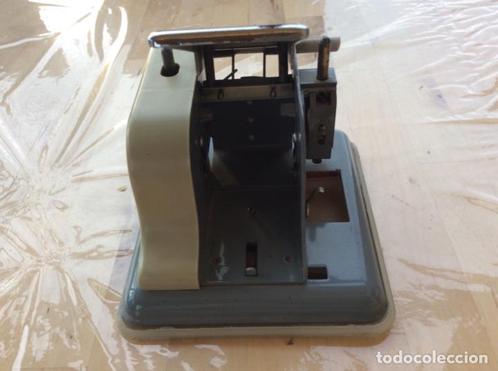 Escriban&iacute;a: Antigua perforadora de papel.Talfor. - Foto 4