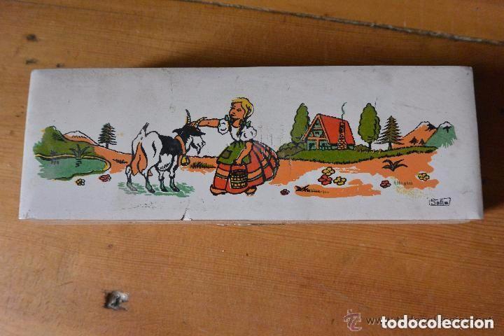 Escriban&iacute;a: PLUMIER DE MADERA NI&Ntilde;A EN MONTA&Ntilde;A - Foto 1