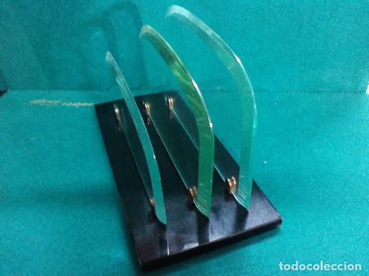 Escriban&iacute;a: ANTIGUO CLASIFICADOR DE MESA DE DESPACHO EN CRISTAL BISELADO - Foto 5