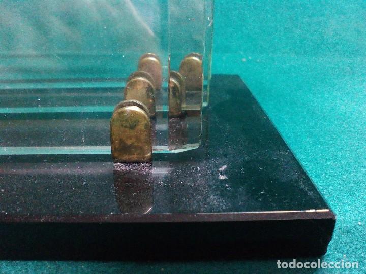 Escriban&iacute;a: ANTIGUO CLASIFICADOR DE MESA DE DESPACHO EN CRISTAL BISELADO - Foto 8