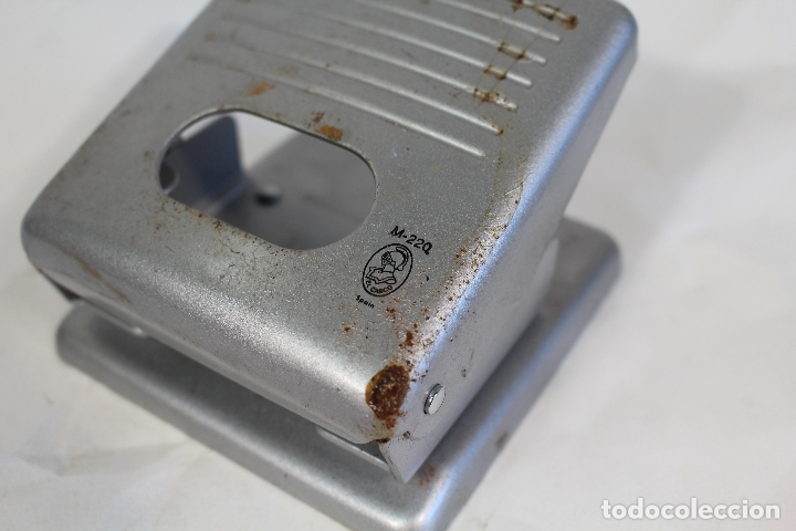 Escriban&iacute;a: taladradora perforadora m-220 el casco - Foto 3