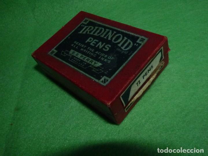 Escriban&iacute;a: Caja de plumillas marca IRIDINOID abierta - Foto 2