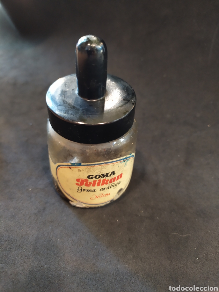 Escriban&iacute;a: Envase de goma ar&aacute;biga Pelikan. - Foto 1