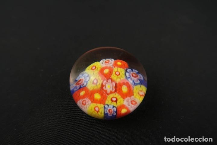 Escriban&iacute;a: Antiguo Pisapapeles de cristal - Foto 1